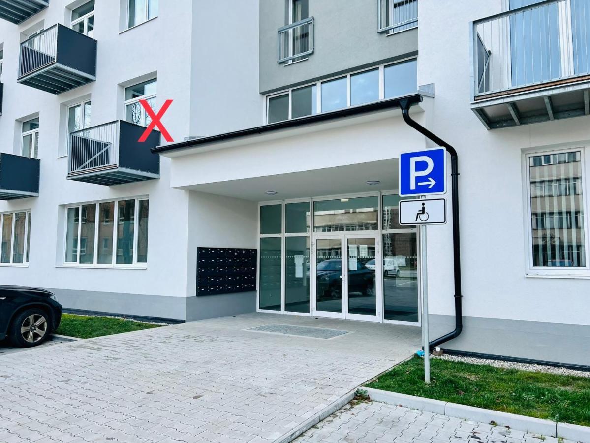 Apartman Liptov Np9 Liptovský Mikuláš Екстериор снимка