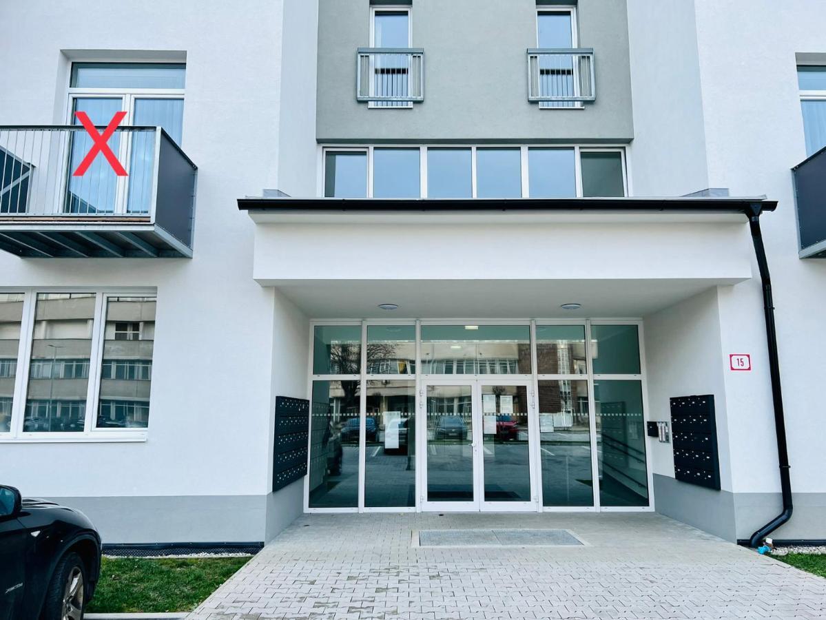Apartman Liptov Np9 Liptovský Mikuláš Екстериор снимка