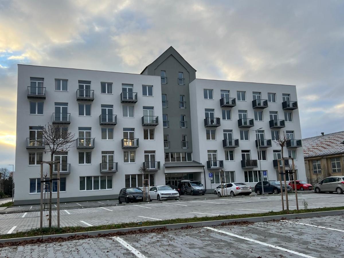 Apartman Liptov Np9 Liptovský Mikuláš Екстериор снимка